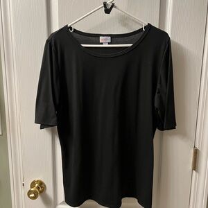 LuLaRoe Black GIGI Top